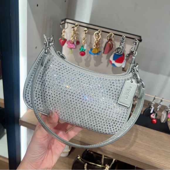 NWT！COACH Teri Mini Crossbody Bag With Crystal（COACH...